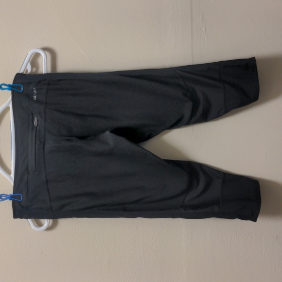 Nike Running DRI-FIT Cropped Leggings - Picture 4 of 11